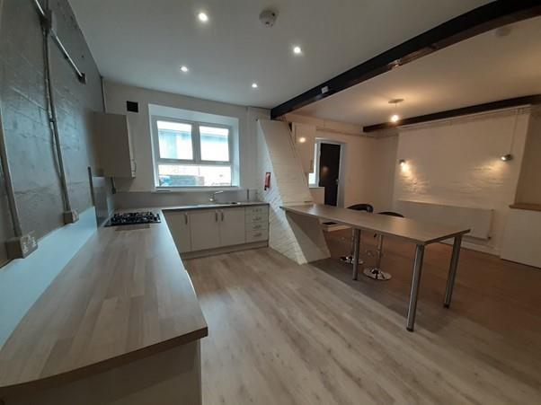 Main image of property: Arthington Bldns, Flat 11, 6 Valley Road