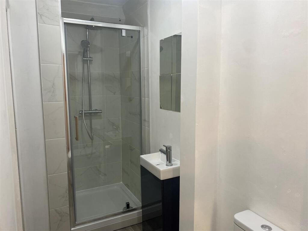 Main image of property: 17a Marlborough Road