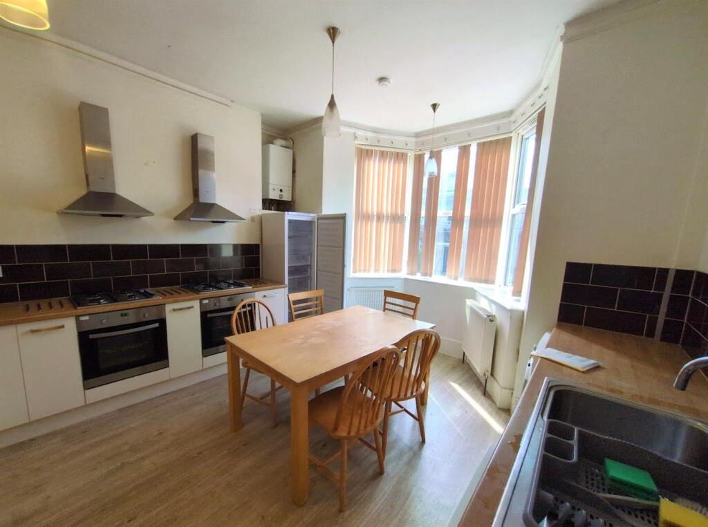 Main image of property: 2 Beaufort Road, Broomhill