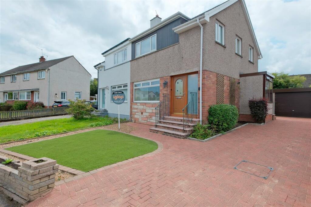 3 bedroom semidetached house for sale in Saltire Crescent, Larkhall, ML9