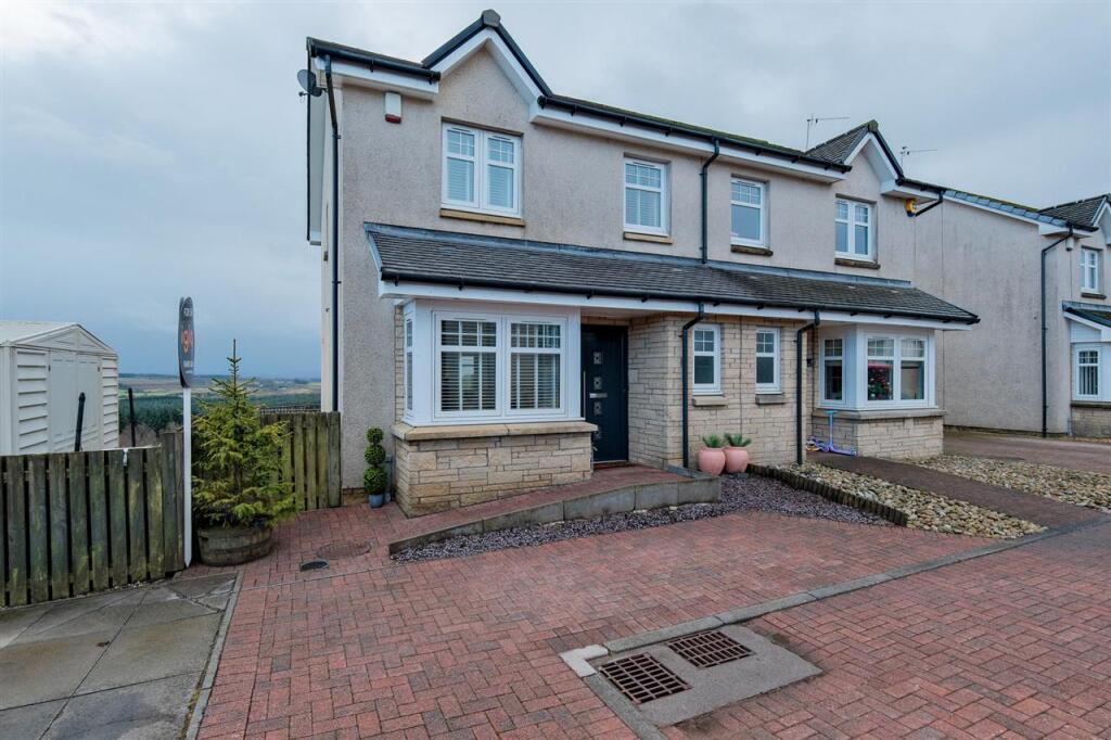 Main image of property: Manse Court, Forth