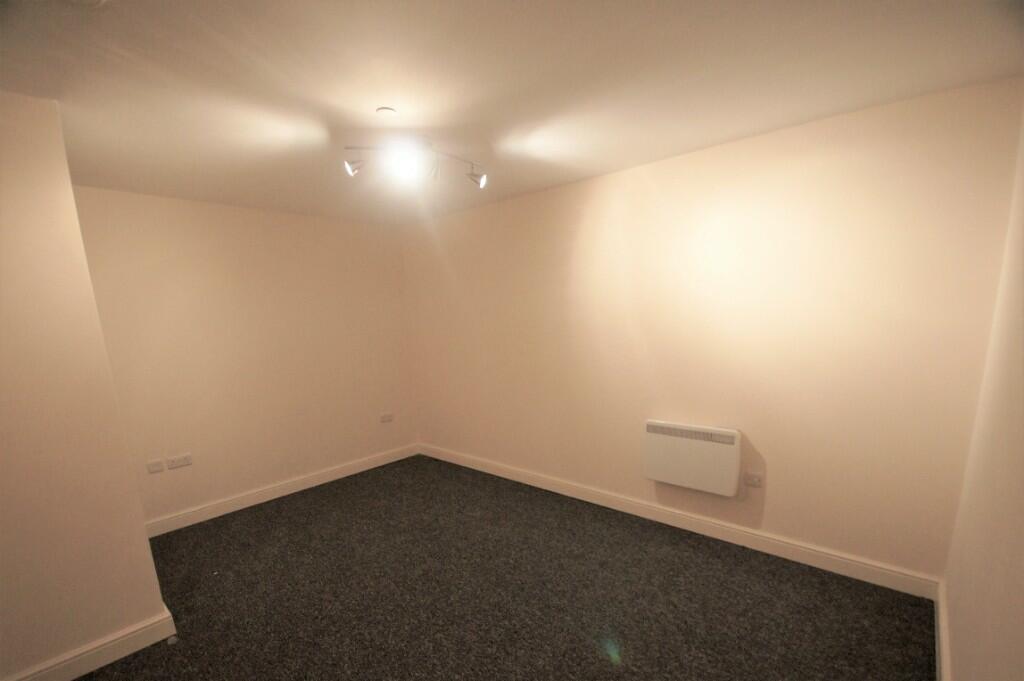 2 bedroom apartment for sale in Wren Nest Mill, Glossop Brook Rd