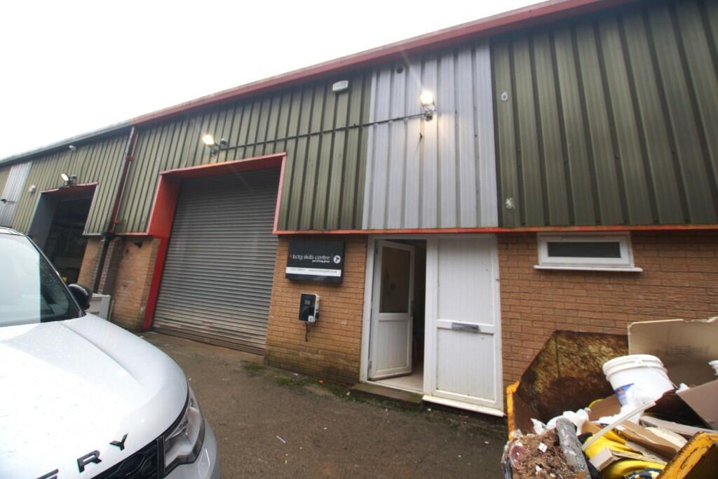 Commercial property for sale in Brookfield Ind Estate, Peakdale Rd