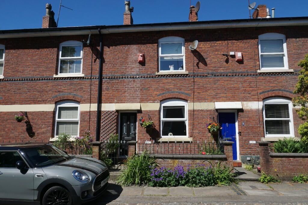 Main image of property: Dingle Terrace, Park Bridge, Ashton, OL6 8AH **GORGEOUS** 