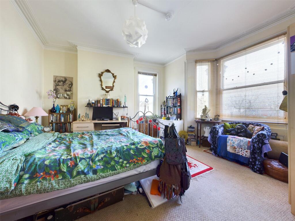 1 bedroom end of terrace house for rent in Springfield Road, Brighton, BN1