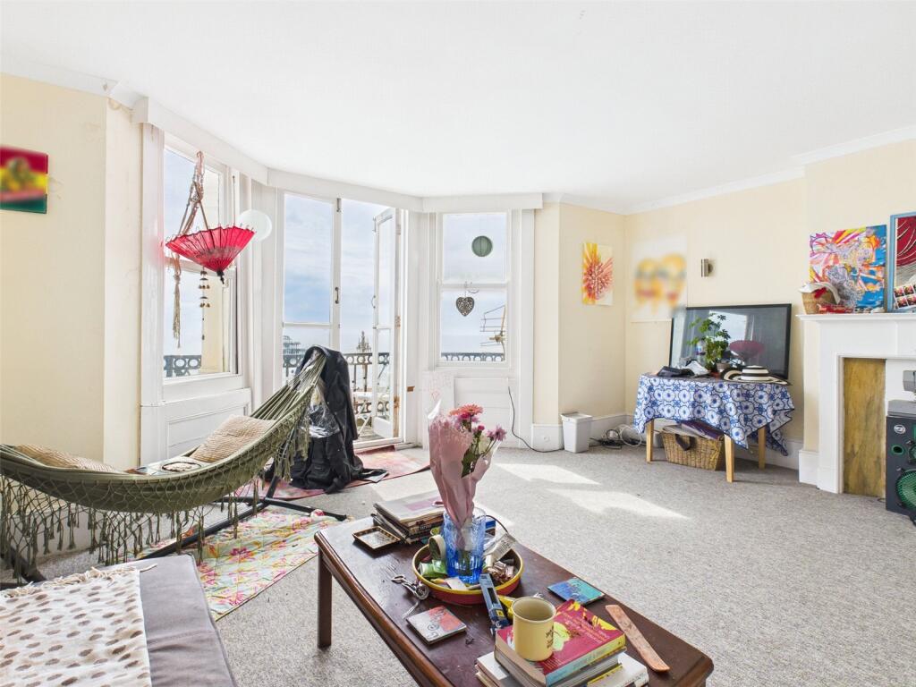 Main image of property: 122 Kings Road, Brighton, East Sussex, BN1