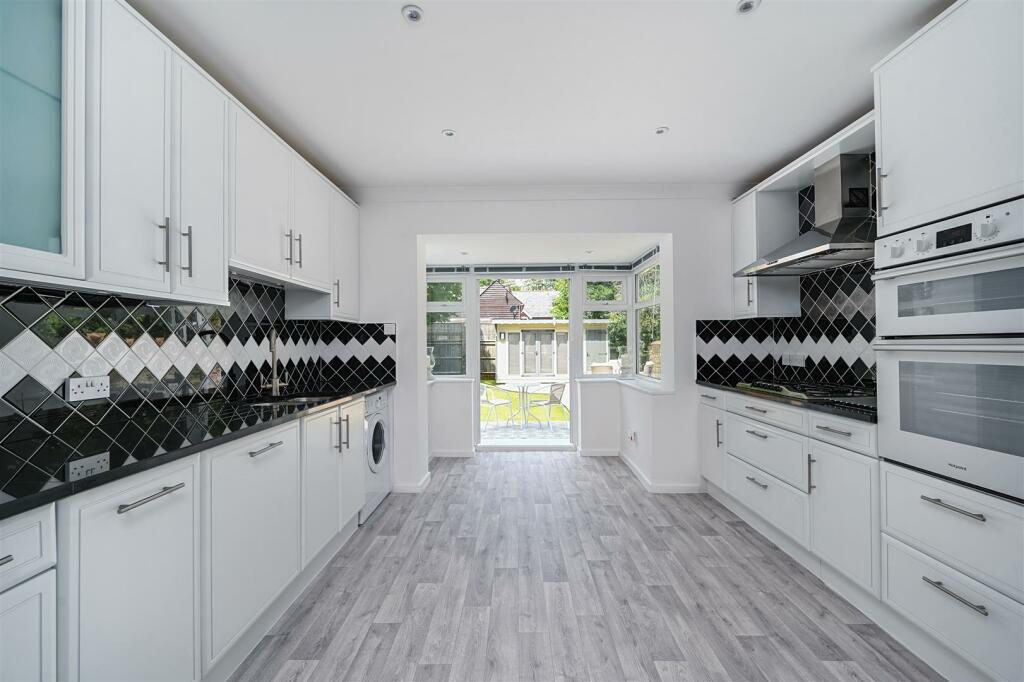 Additional property image - Cagefoot Lane, Henfield