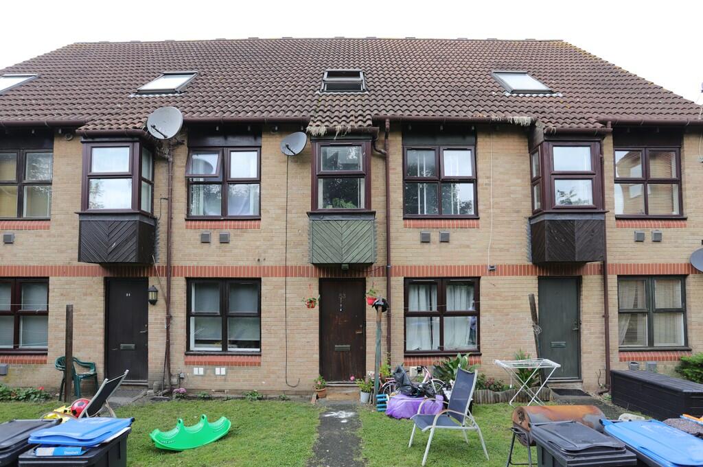 Main image of property: Pilgrims Close, Palmers Green N13 4HY