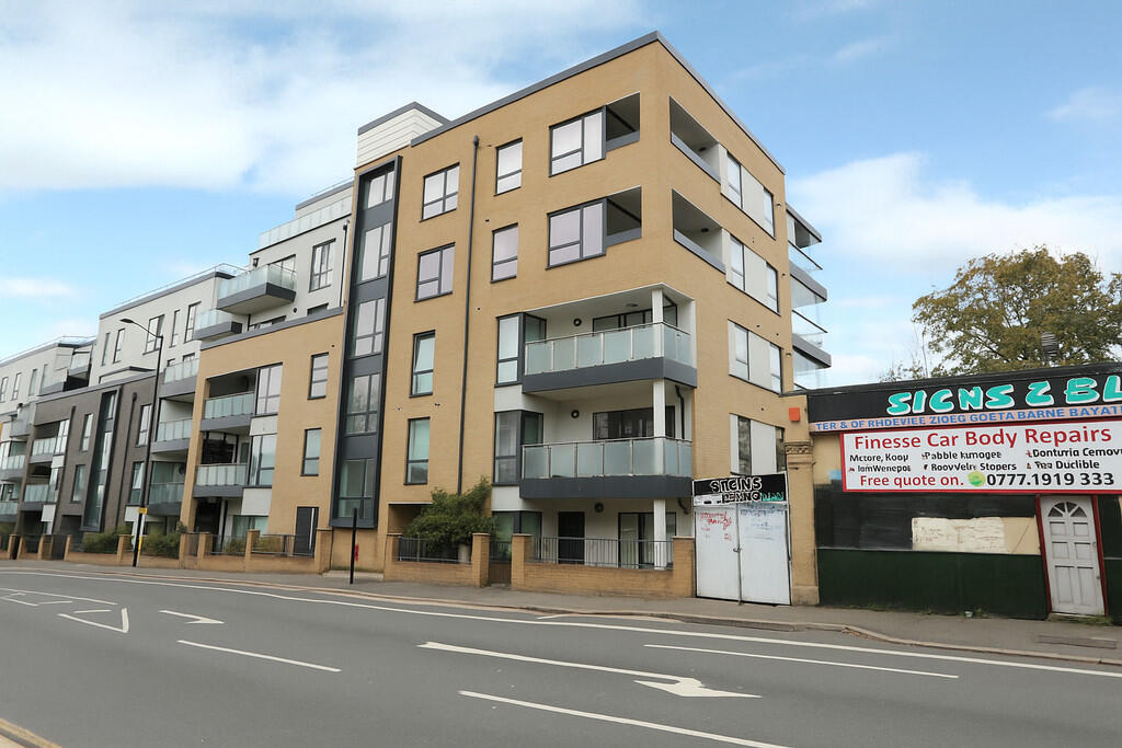 Main image of property: Station Road, New Southgate N11 1QH