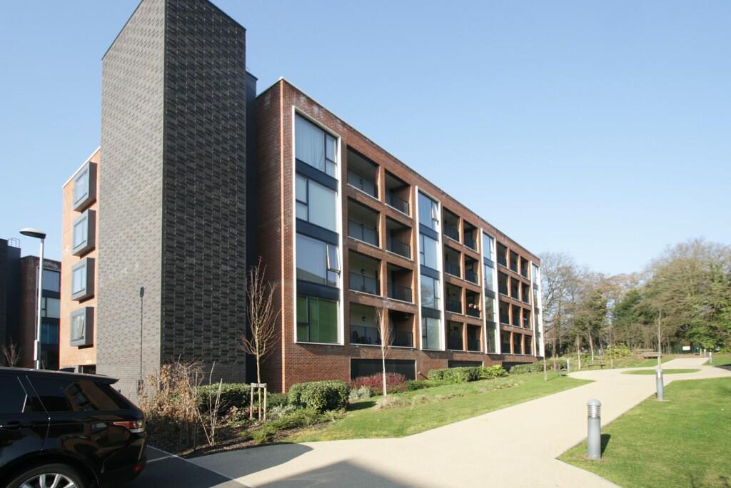 Main image of property: Ebony Crescent, Cockfosters EN4 8FN