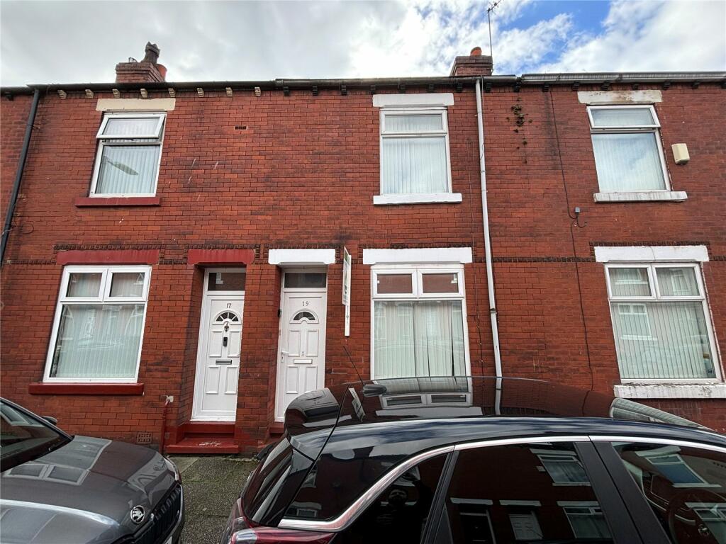 2 bedroom terraced house for rent in Richardson Road, Eccles, Manchester, Greater Manchester, M30