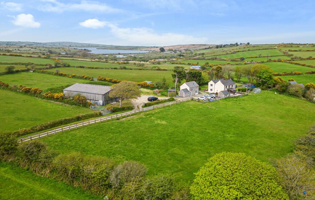 4 bedroom character property for sale in Carnkie, Wendron, TR13