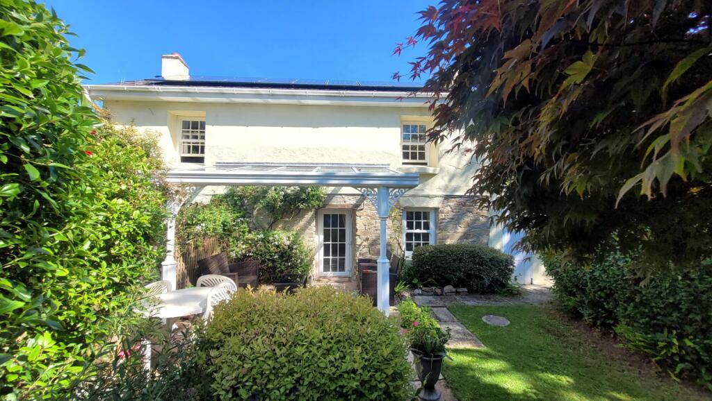 Main image of property: Penhallow, Truro