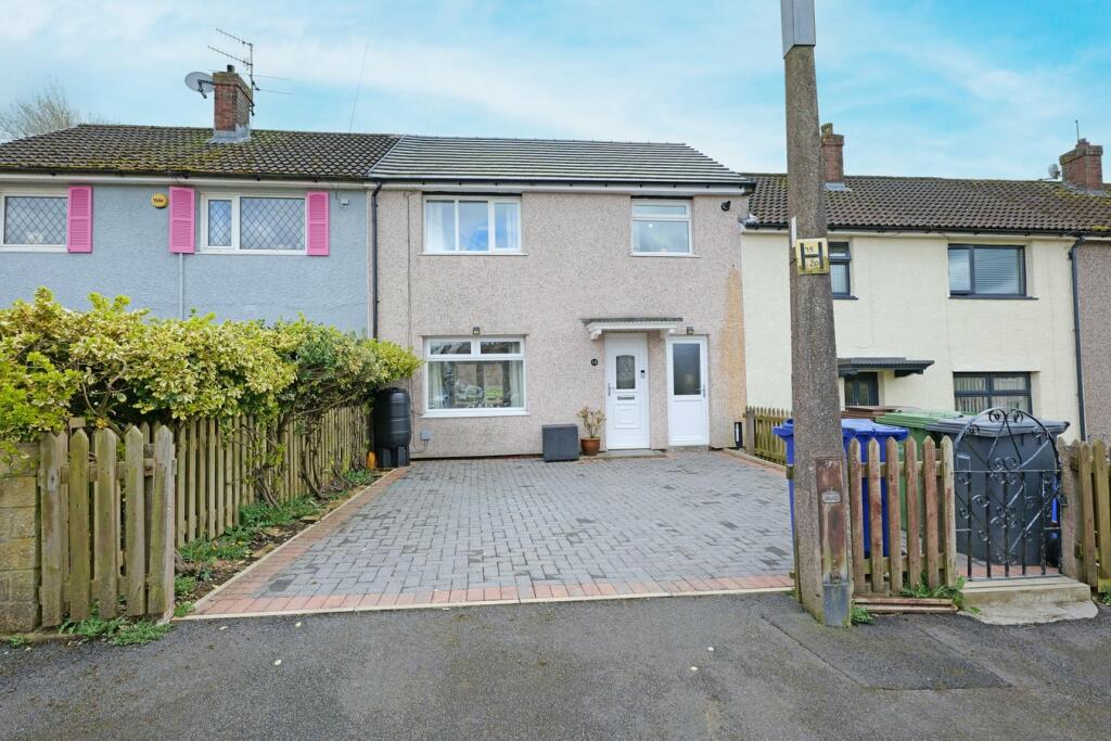 3 bedroom terraced house for sale in St Marys Avenue, Barnoldswick, BB18