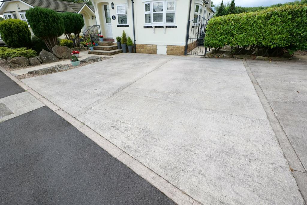Additional property image - The Green, Dales View Park, Salterforth, BB18