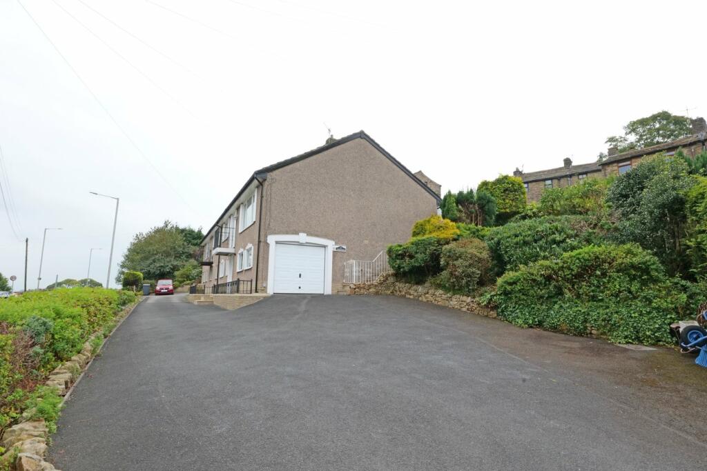 Additional property image - 51 Skipton Road, Foulridge, BB8