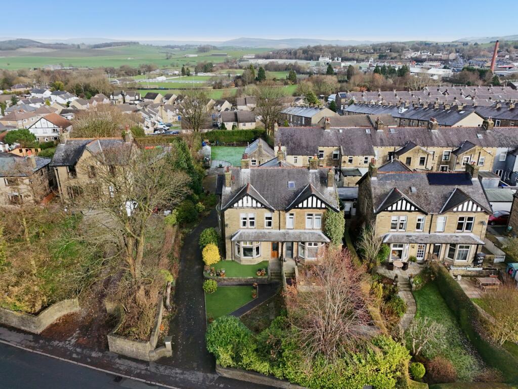 Additional property image - Gisburn Road, Barnoldswick, BB18