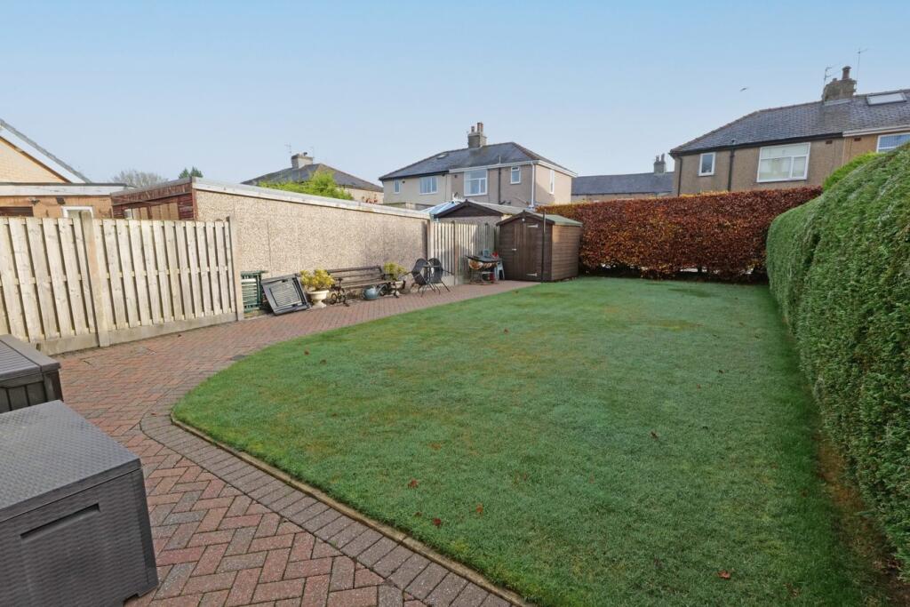 Additional property image - Knightsbridge Avenue, Colne, BB8