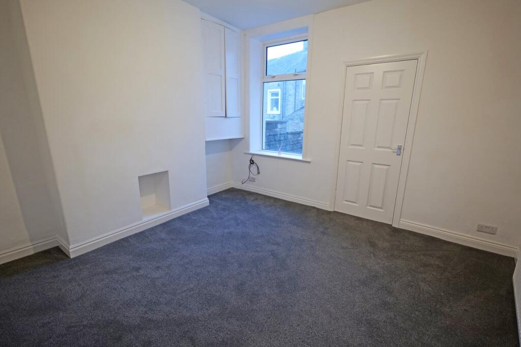 2 bedroom terraced house