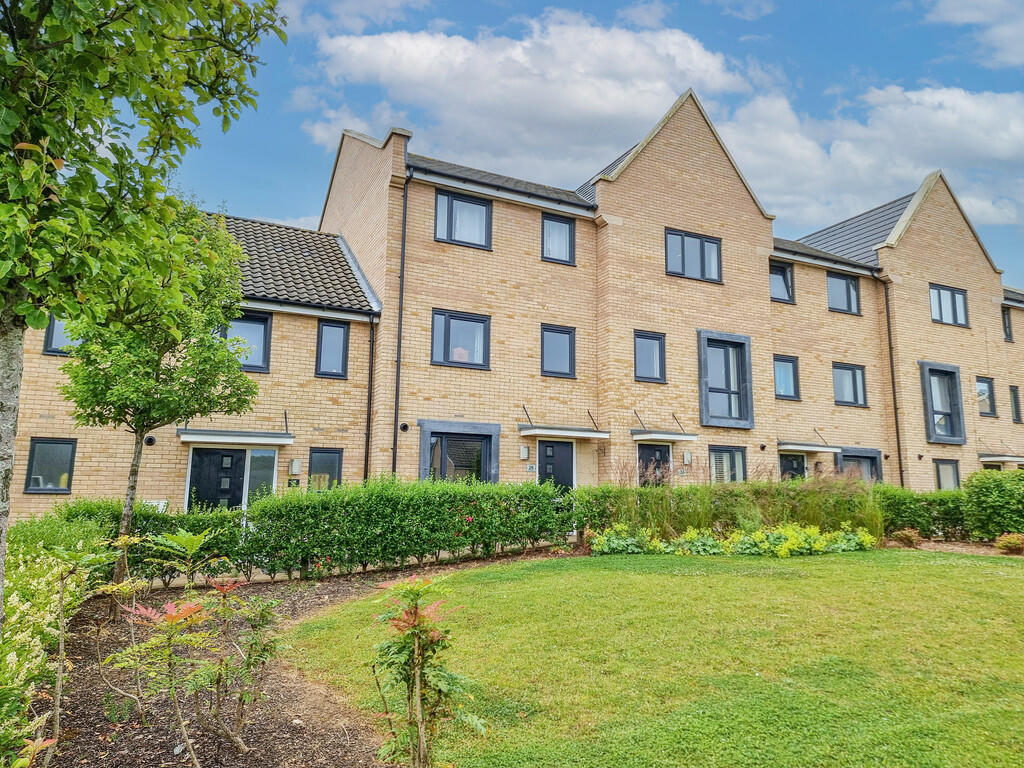 4 bedroom town house for sale in Fleming Way, Withersfield, Haverhill, CB9