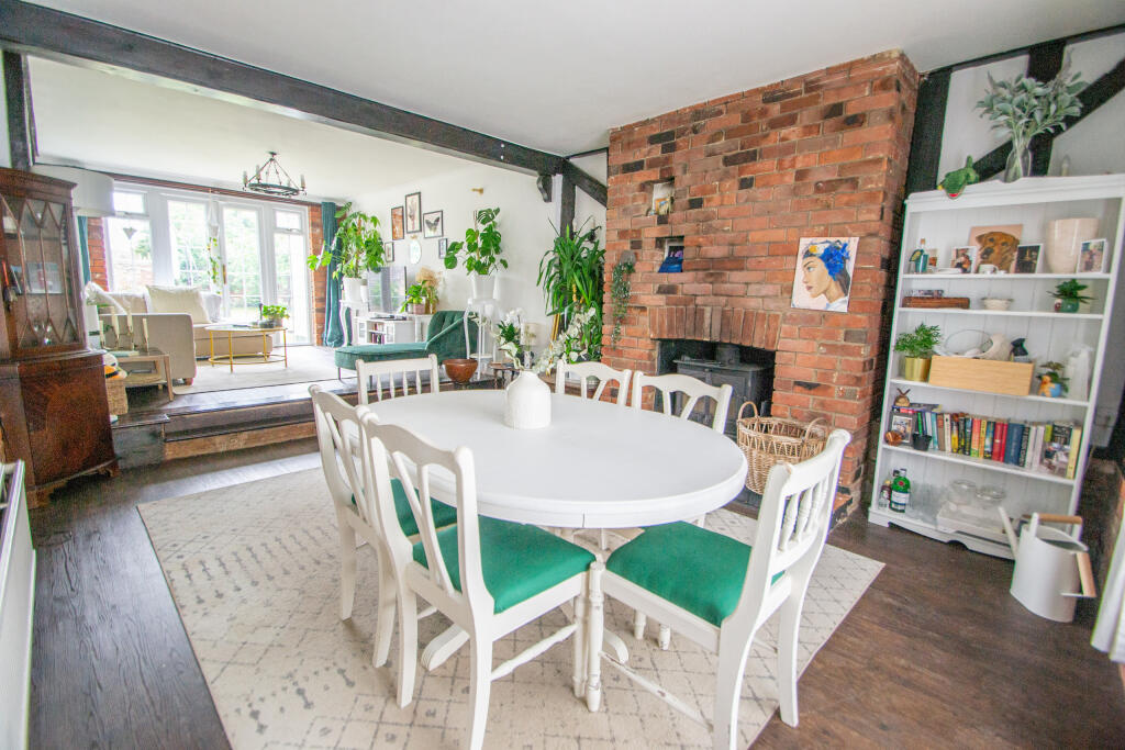 Additional property image - Hamlet Road, Haverhill