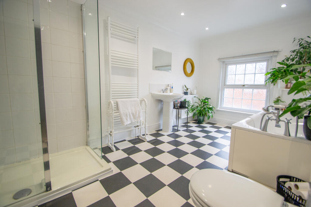 Additional property image - Hamlet Road, Haverhill