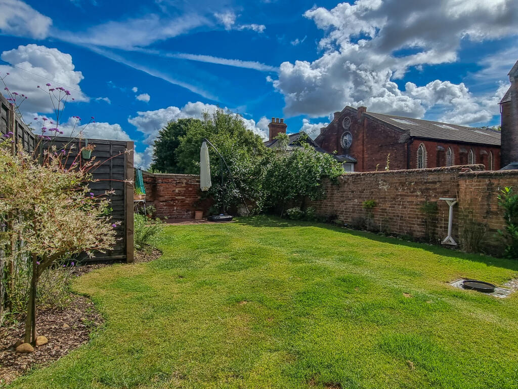 Additional property image - Hamlet Road, Haverhill