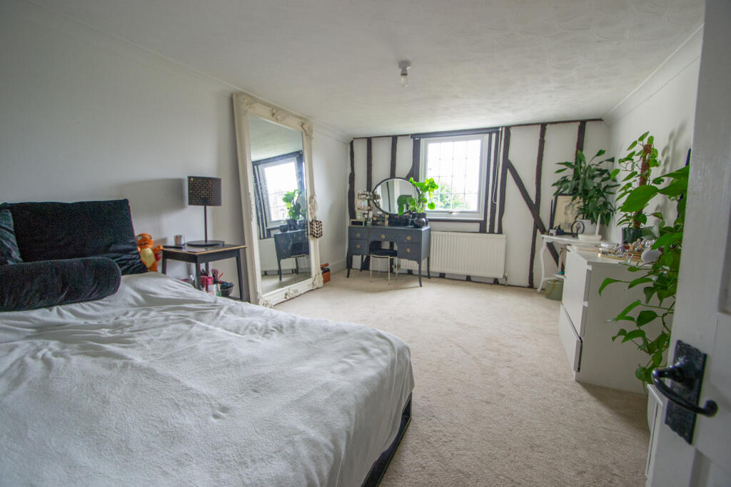 Additional property image - Hamlet Road, Haverhill