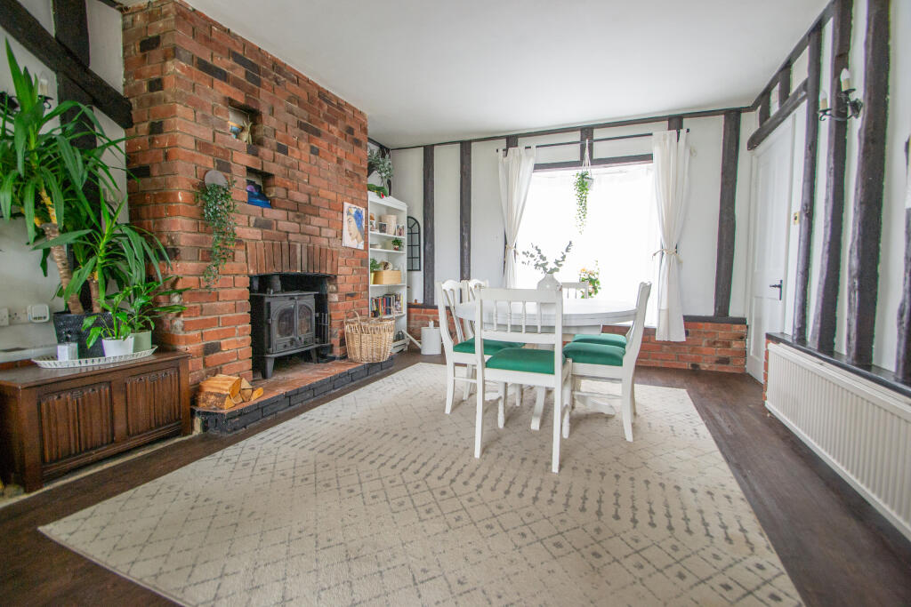 Additional property image - Hamlet Road, Haverhill