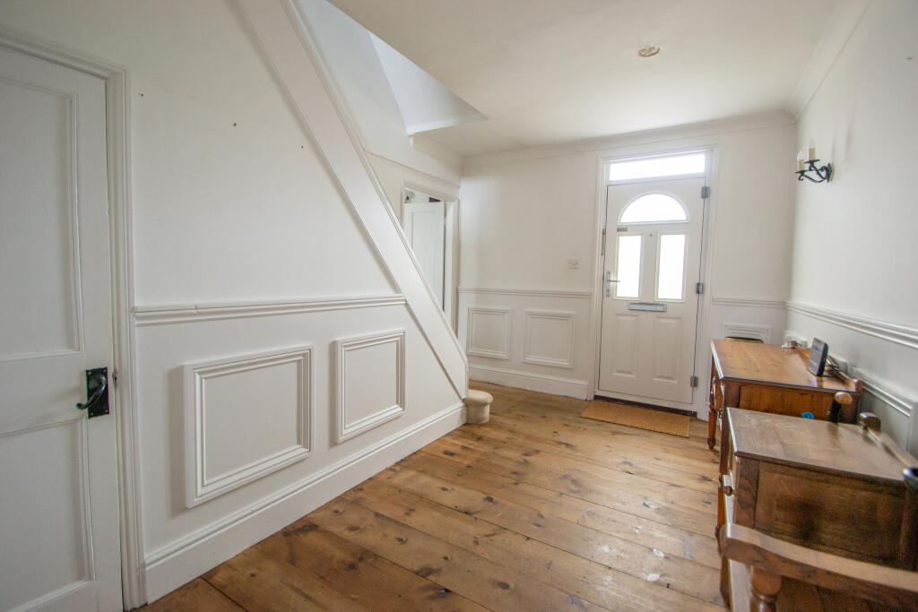 Additional property image - Hamlet Road, Haverhill