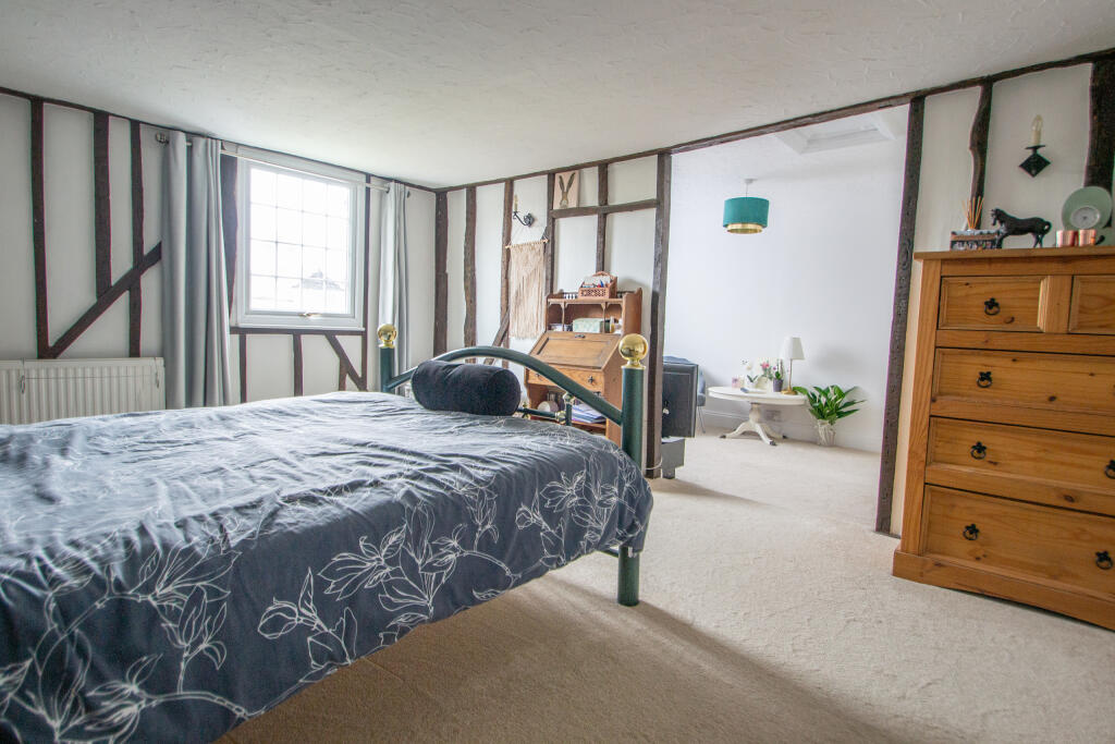 Additional property image - Hamlet Road, Haverhill