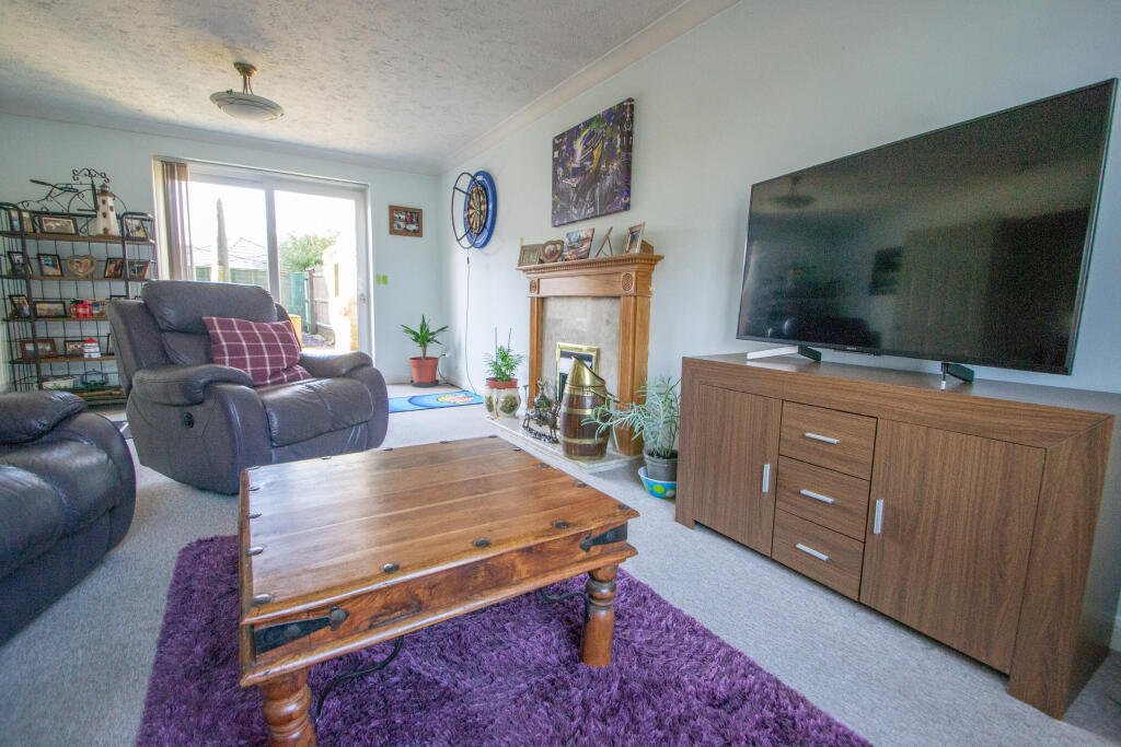 Additional property image - Raine Avenue, Haverhill, Suffolk, Haverhill