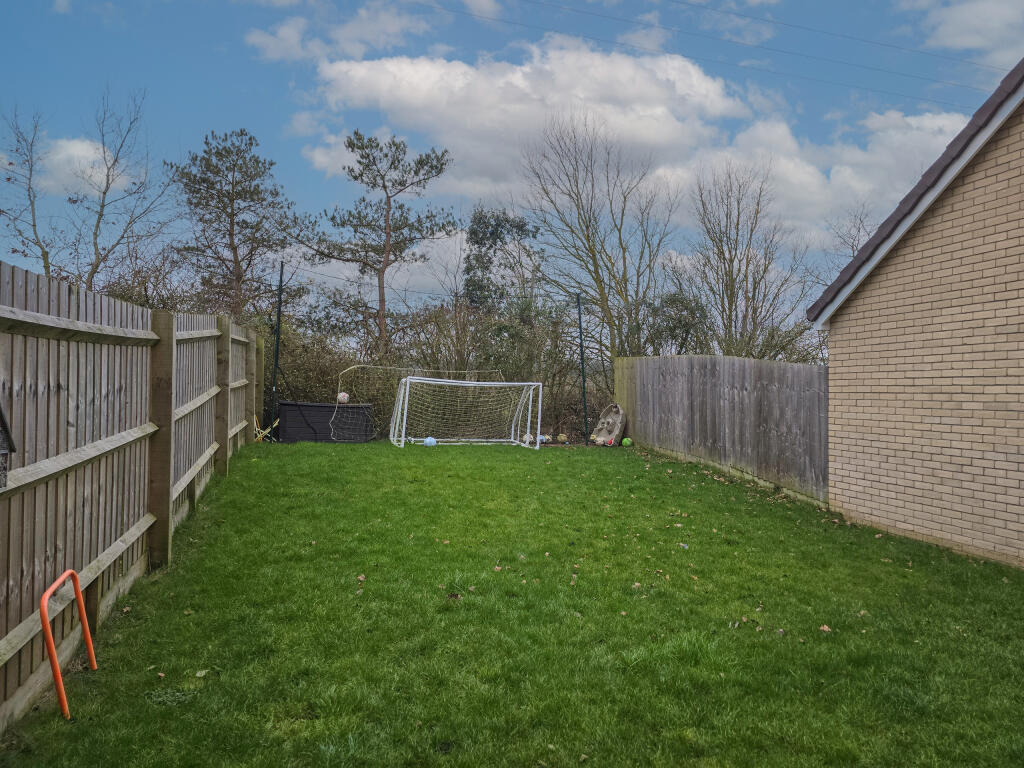 Additional property image - Samworth Close, Balsham, Cambridge, Cambridgeshire