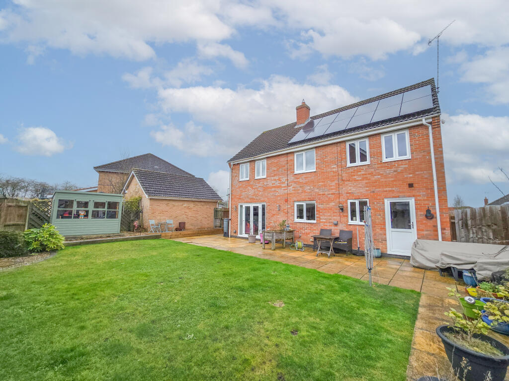 Additional property image - Earls Green, Haverhill, Suffolk
