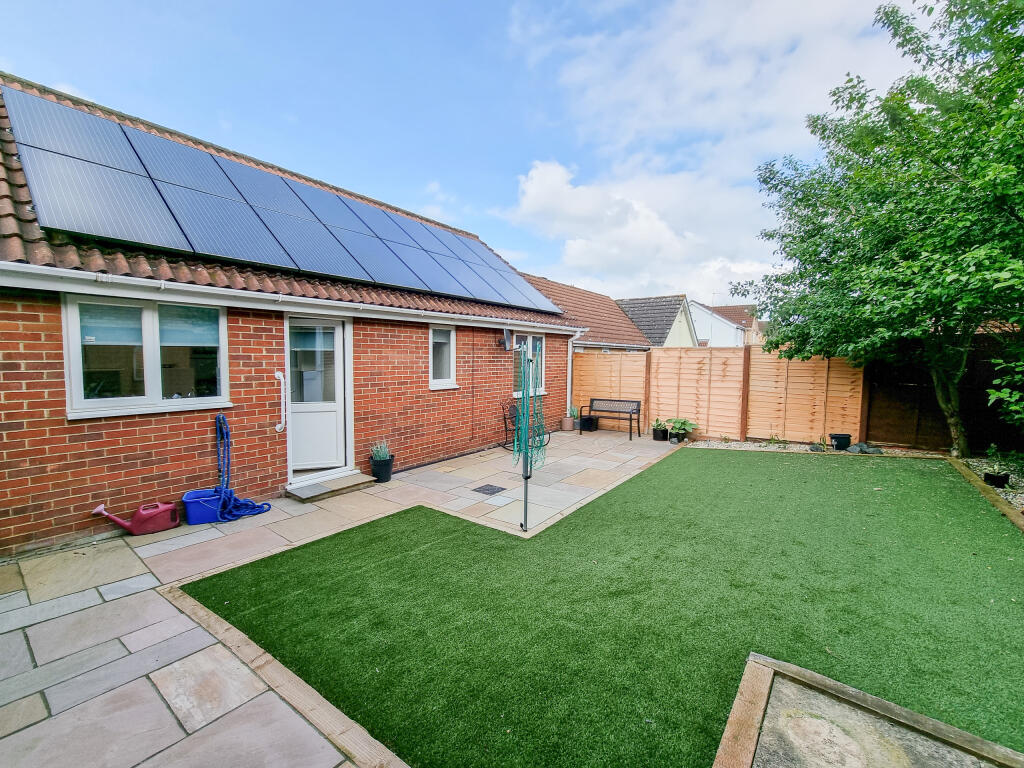 Additional property image - Horsham Close, Haverhill