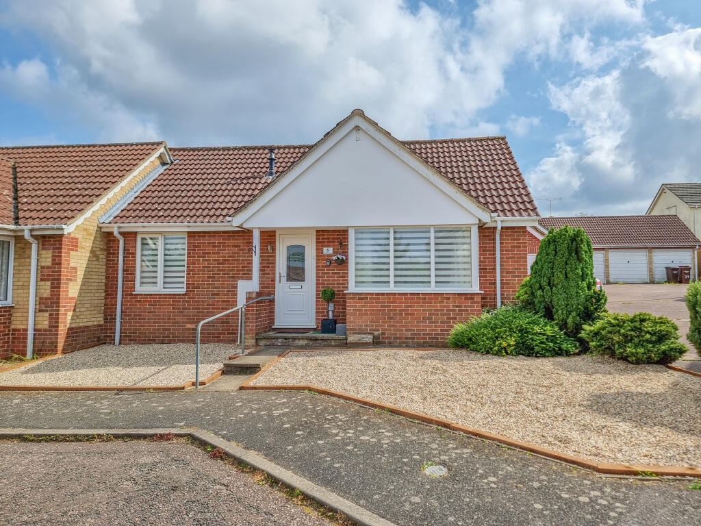 Additional property image - Horsham Close, Haverhill