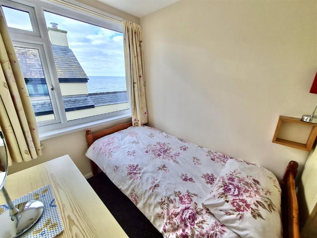 4 bedroom detached house for sale in Porthleven TR13