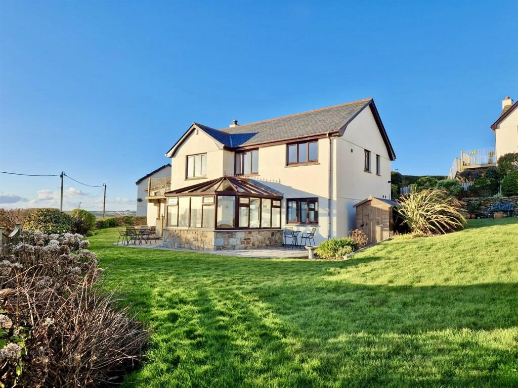4 bedroom detached house for sale in Sunnybank, Porthleven, TR13