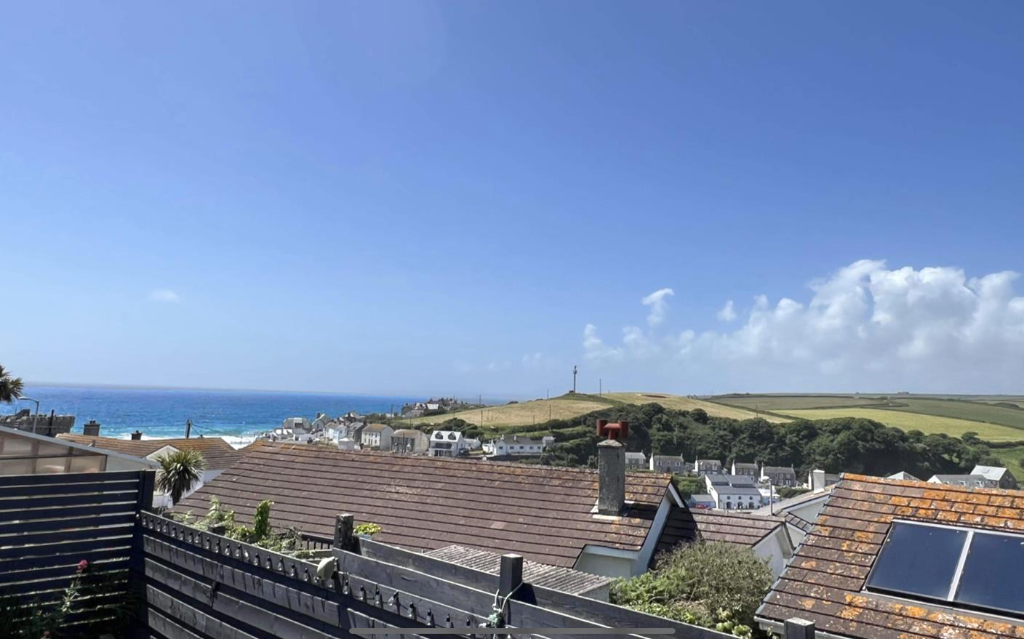 3 bedroom detached bungalow for sale in St Peters Way, Porthleven, TR13