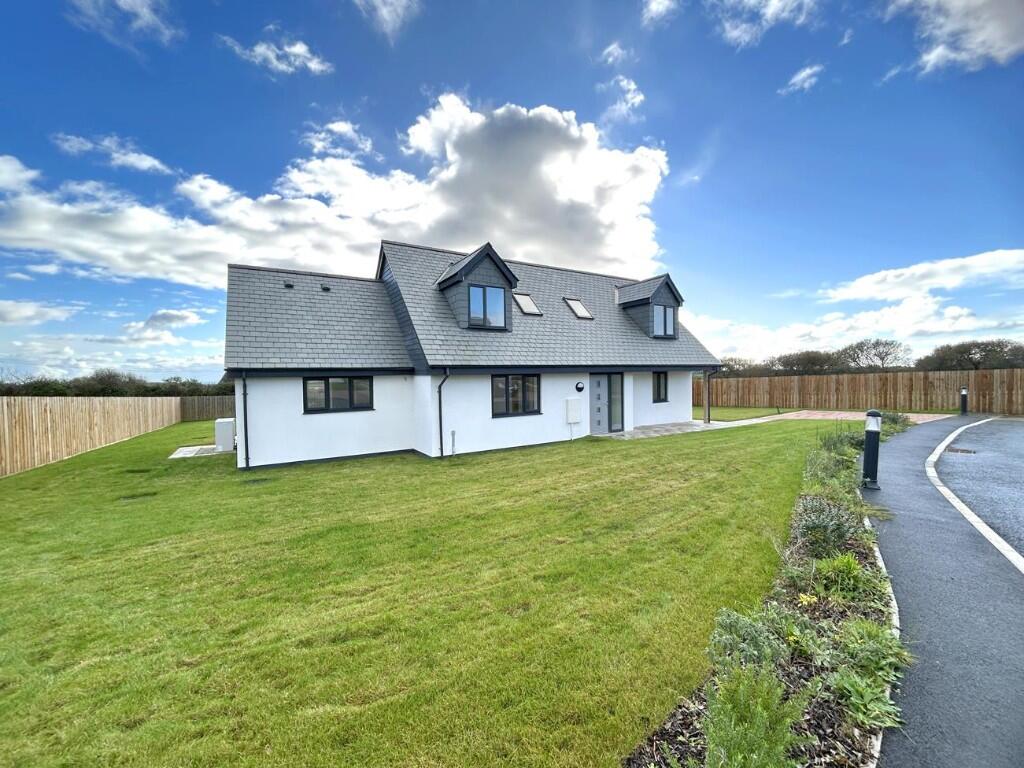 Main image of property: Parc Halligey, Coverack