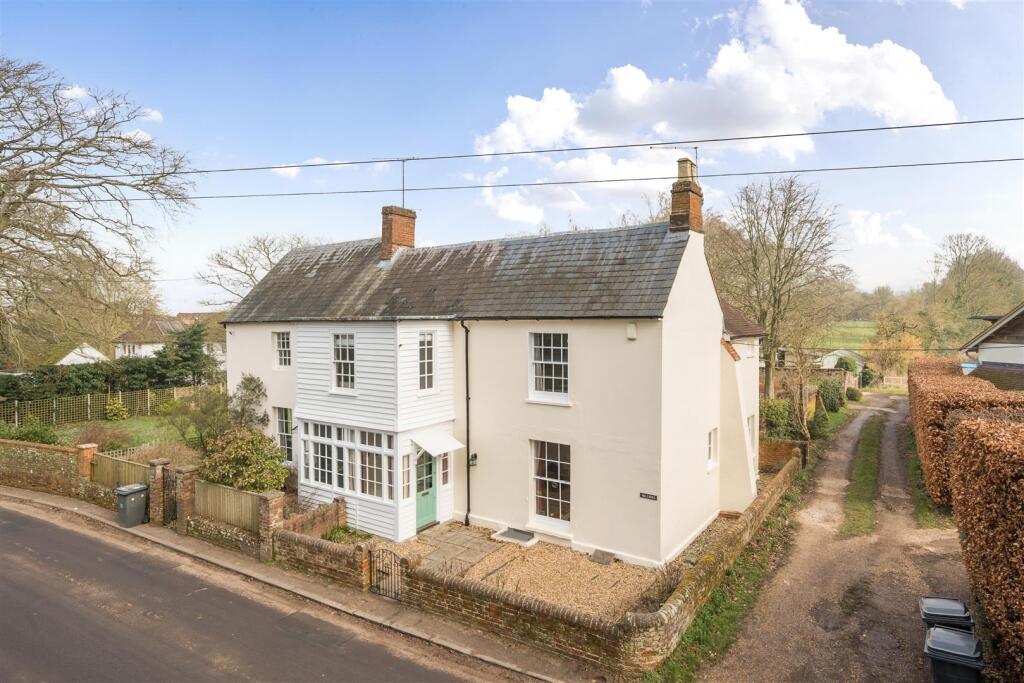 Main image of property: Dippenhall Street, Crondall, Farnham, GU10