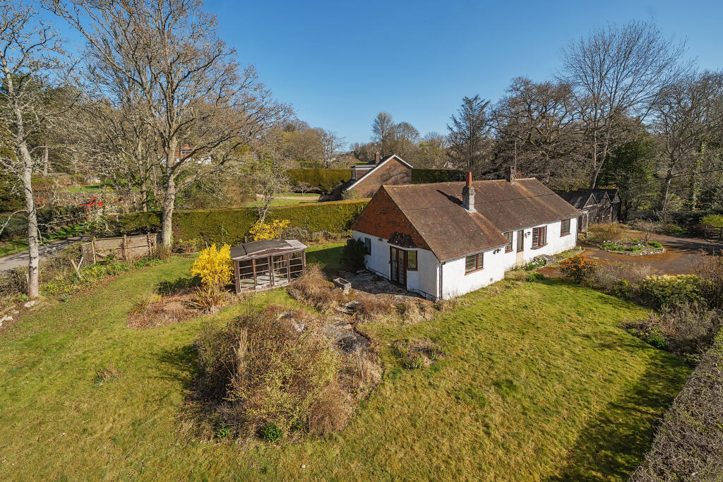 Main image of property: Lickfolds Road, Farnham, GU10