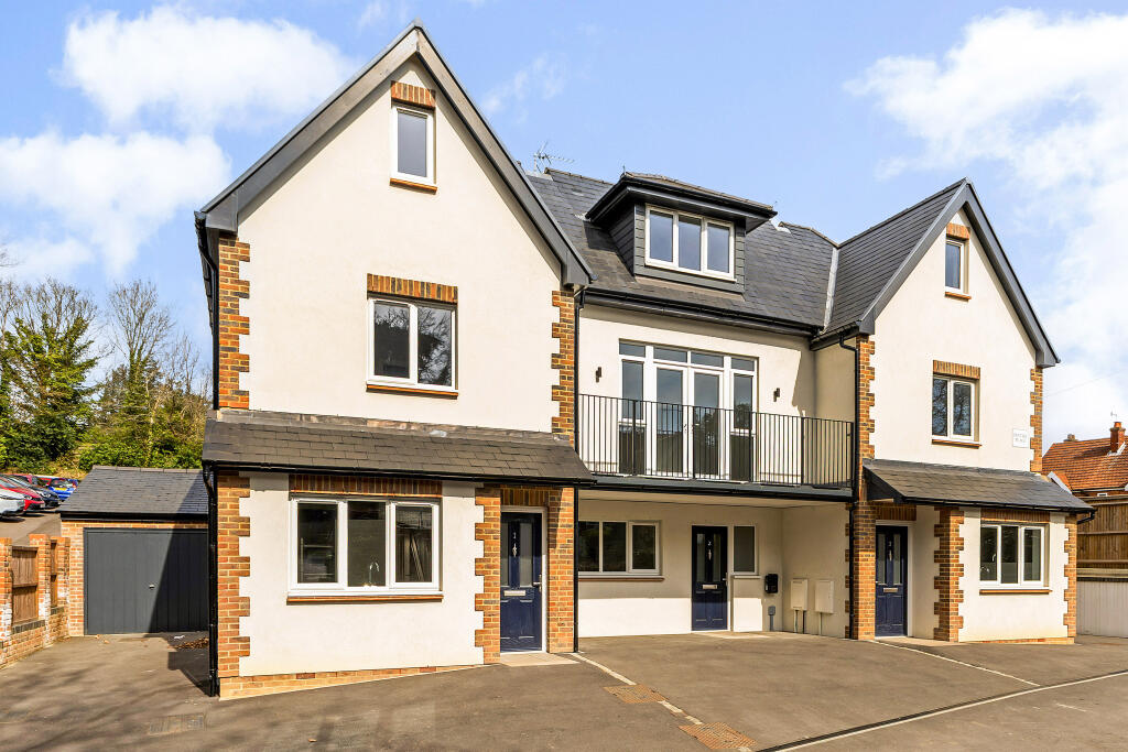 Main image of property: Barford Lane, Churt, GU10