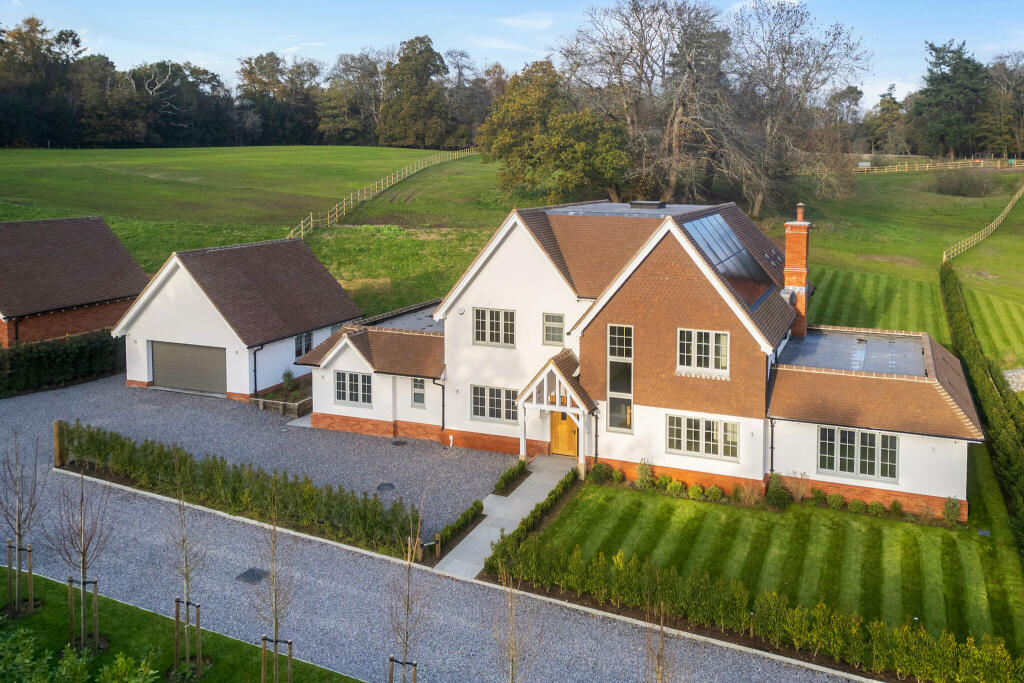 Main image of property: Arkell Lane, Frensham, Farnham, GU10