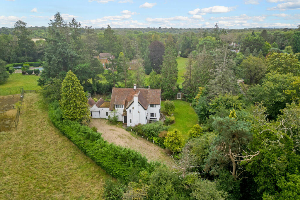 Main image of property: Collum Green Road, Stoke Poges, SL2