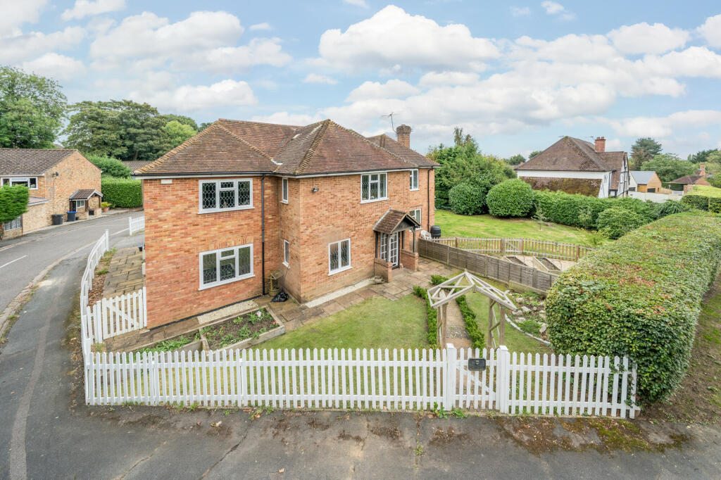 Main image of property: Duffield Lane, Stoke Poges, SL2