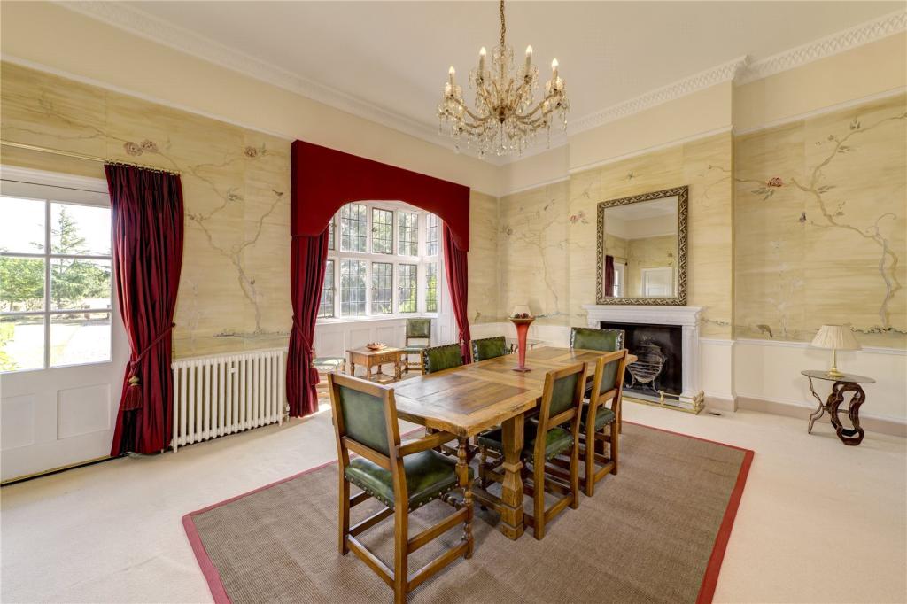 8 bedroom detached house for sale in Park Road, Stoke Poges