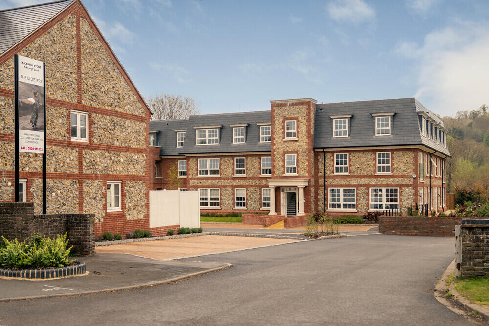 1 bedroom flat for sale in High Street, Great Missenden, HP16