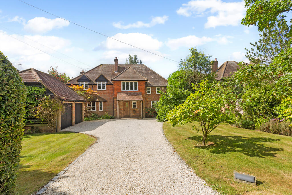 Main image of property: Moat Lane, Prestwood, HP16