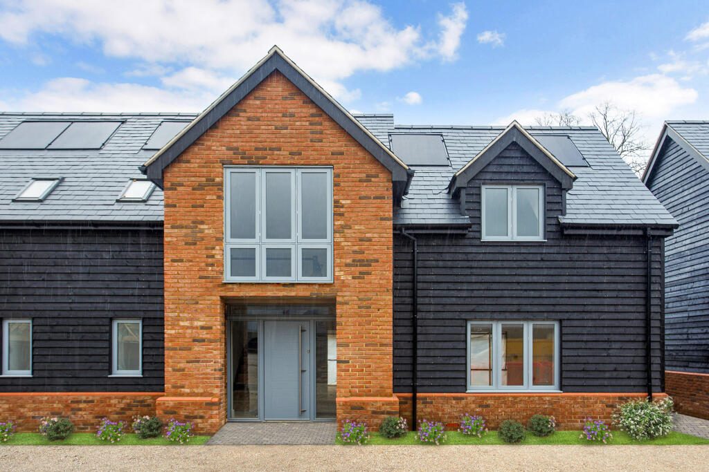 Main image of property: Station Road, Tring, HP23